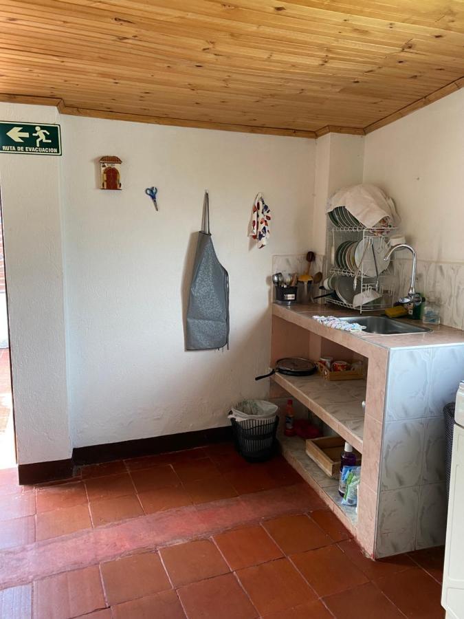 Con Excelente Ubicacion Y Zona Verde. Apartment *